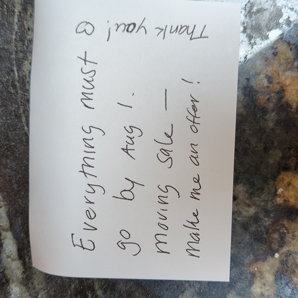 Meet your Posher, Erin - Picture 1 of 1